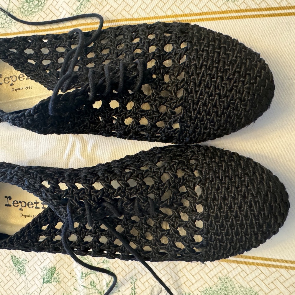 Repetto Black Crochet Lace-Up Flat - Picture 6 of 12